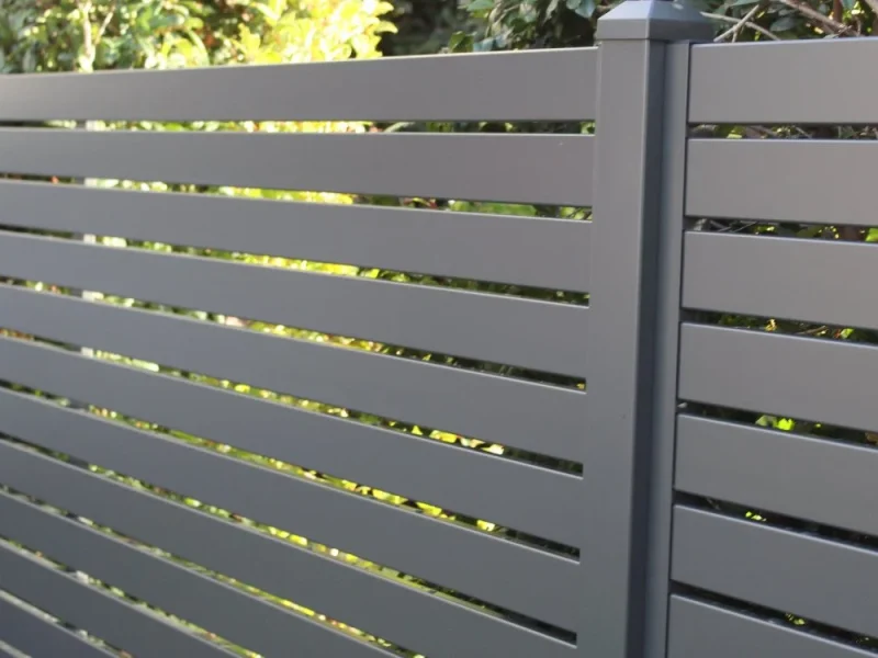 newcastle-fencing-hero-image